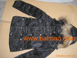 義烏東佳服裝廠 一站式批發(fā)供應(yīng)庫(kù)存服裝、日用品、圣誕禮品與小五金